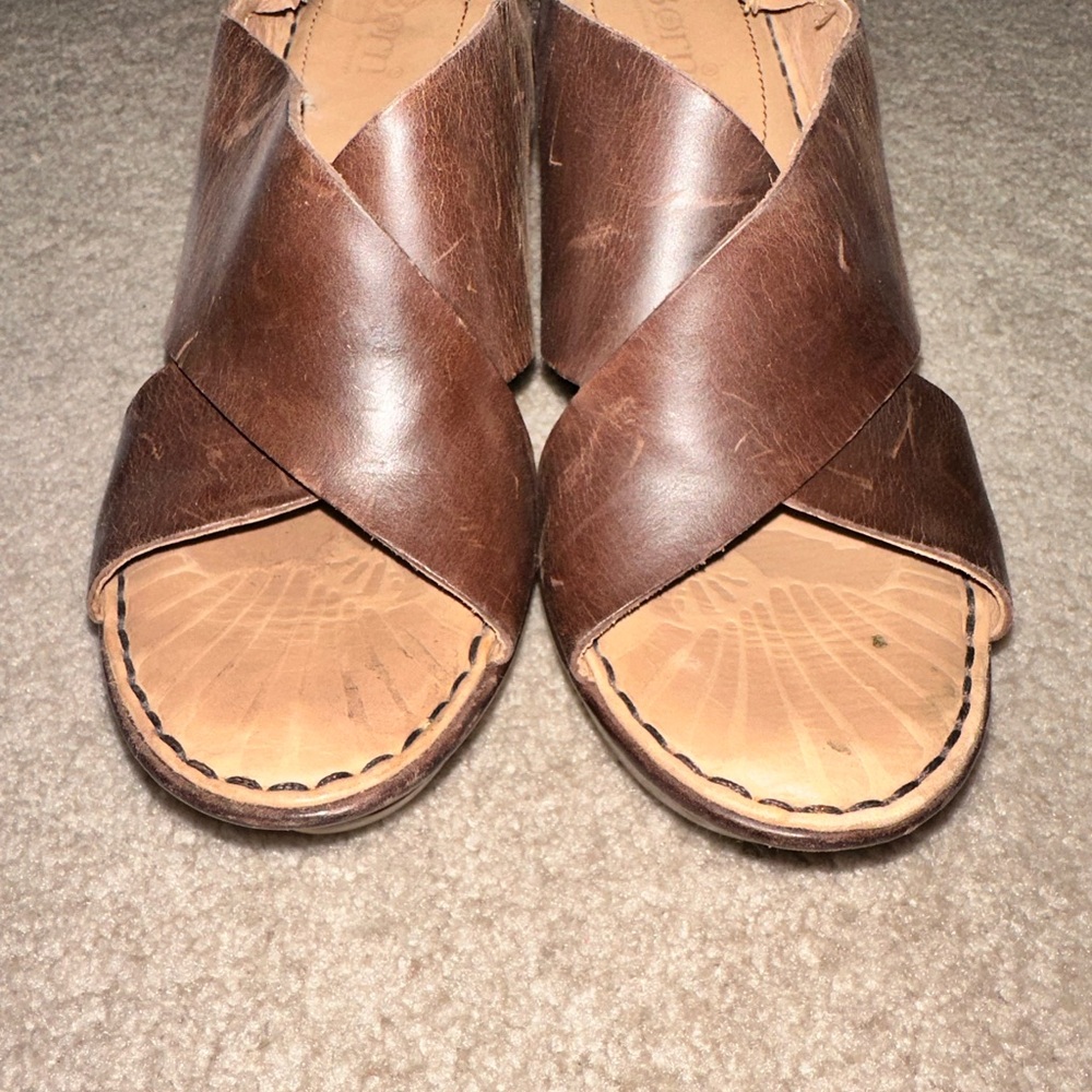Born wedge sandals